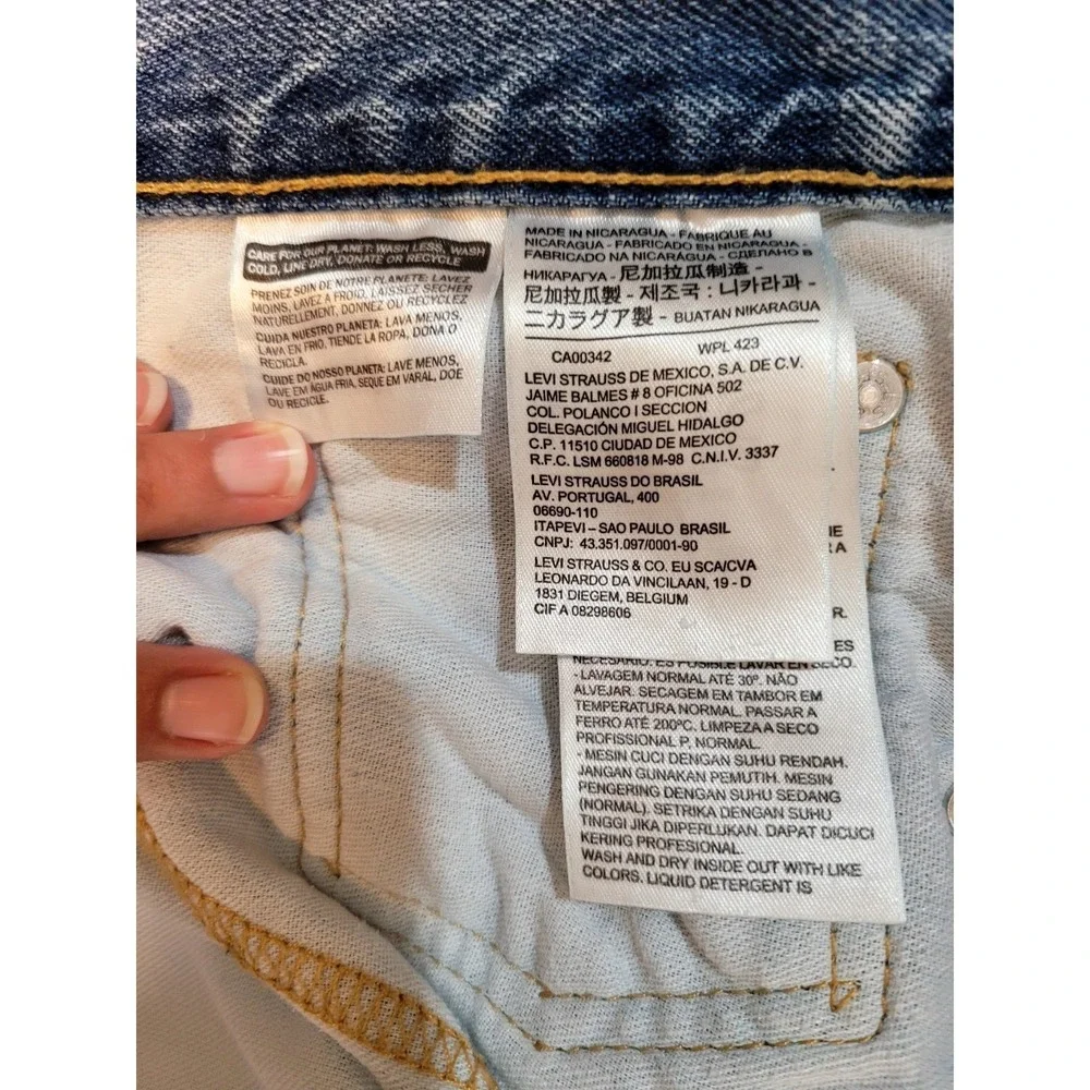 Levi's 550 Men's Medium Wash Denim Jeans - 44x29 - 100% Cotton - Good Condition